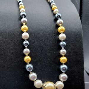 Multi colored mother of pearl necklace
